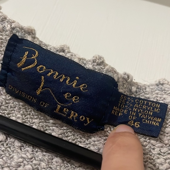 Vintage Gray V-Neck Sweater Size 46/XL - Picture 5 of 5